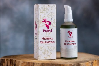Pratvi Herbal-Shampoo